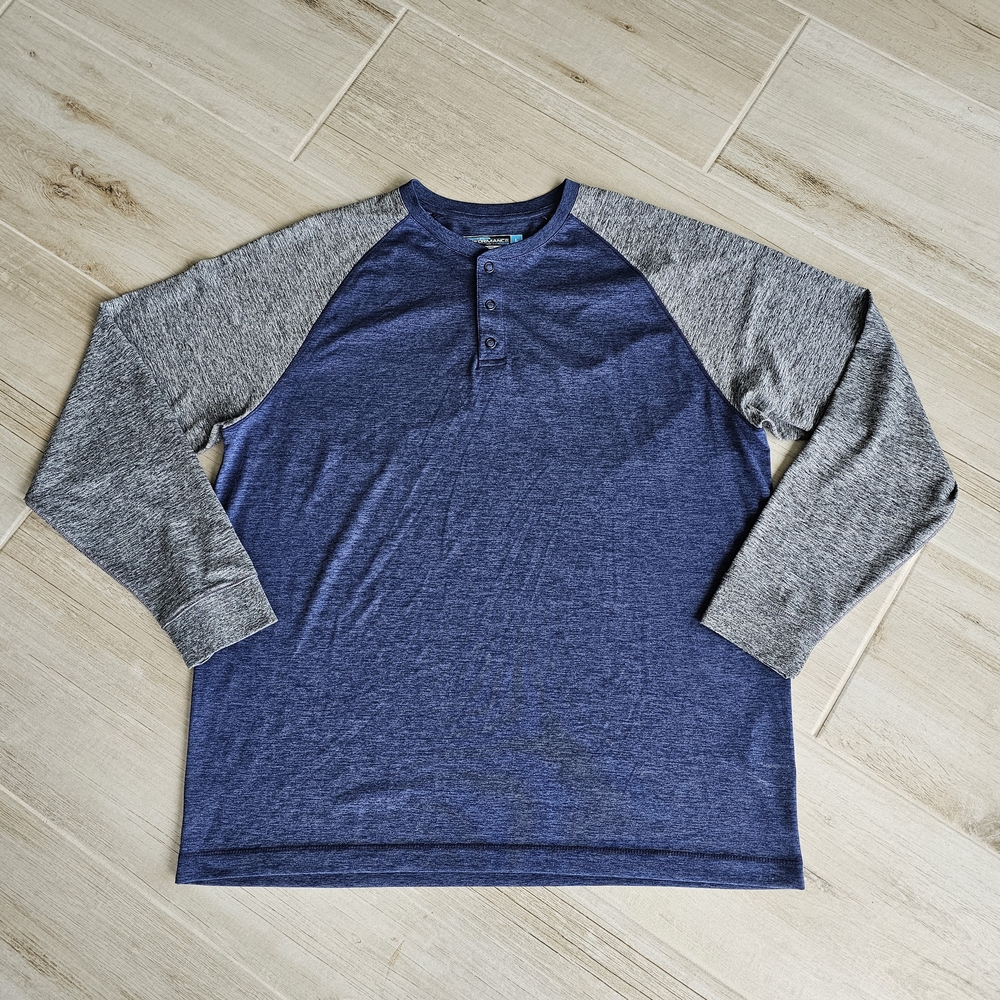 Roundtree & Yorke Men's Blue and Gray Long Sleeve Henley Size Large NWOT